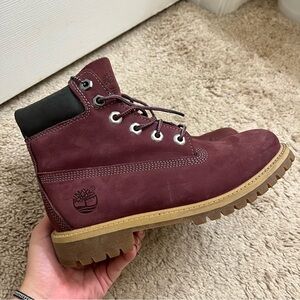 •SOLD• Timberland | Women’s Premium 6 Inch Boot - Maroon - 6